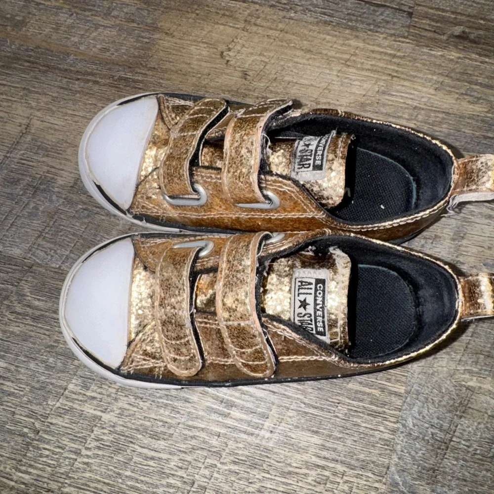 Converse Chuck Taylor All Star Gold Glitter Infant Shoes A08211C Size 9 Toddler